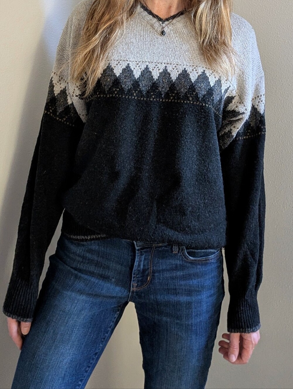 Vintage Abstract Geometric Fair Patterned Silk Blend V-neckline Sweater In Gray